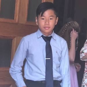 Meet your Posher, Hoang